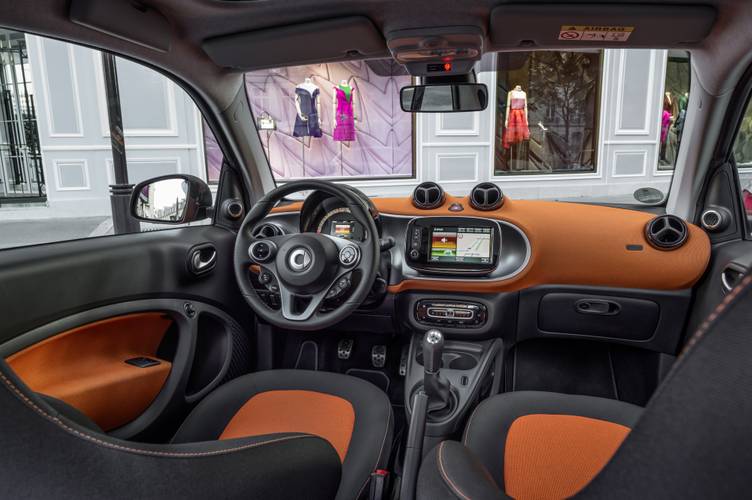 Smart Forfour W453 2014 interiér