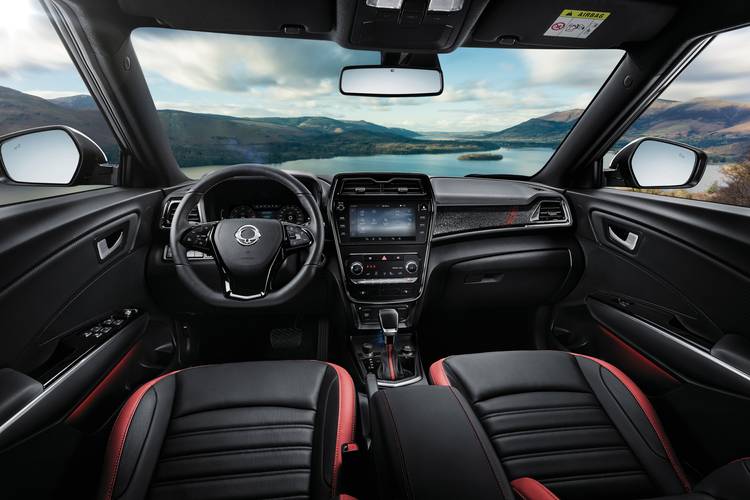 Interno di una SsangYong Tivoli Grand 2021