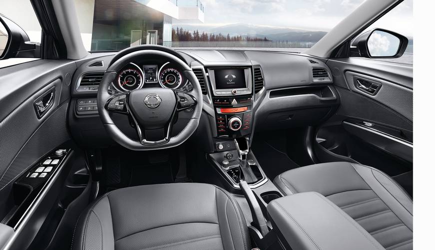 SsangYong XLV 2016 interieur