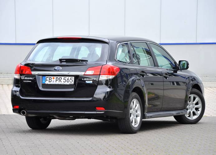 Subaru Lagacy 2010 BR familiar