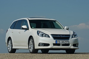 Subaru Legacy BM BR 2013