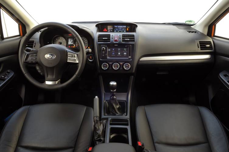 Subaru XV 2012 GP interior