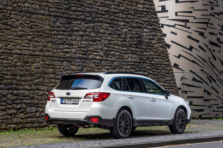 Subaru Outback BS facelift 2017 familiar