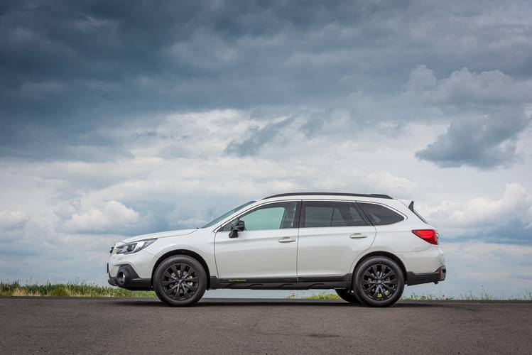Subaru Outback BS facelift 2018 wagon