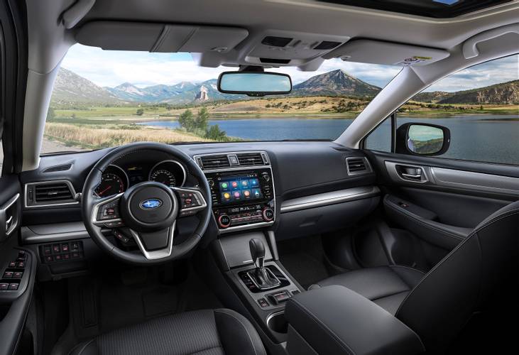 Interno di una Subaru Outback BS facelift 2017