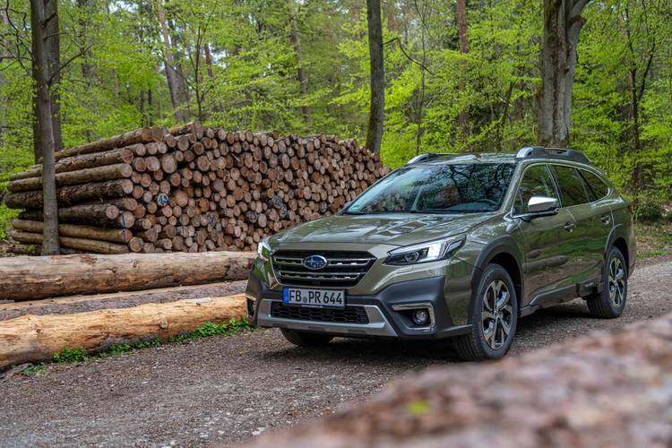 Subaru Outback BT 2020 familiar