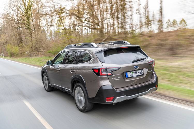 Subaru Outback BT 2022 familiare