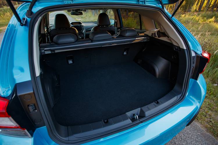 Subaru XV GT facelift 2020 boot