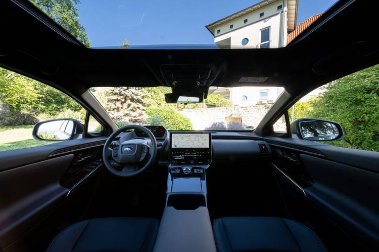 Subaru Solterra 2023 interior