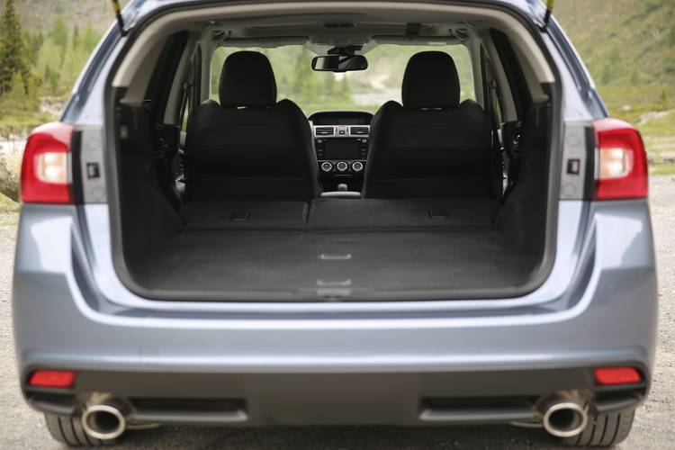 Subaru Levorg VM 2016 sklopená zadní sedadla