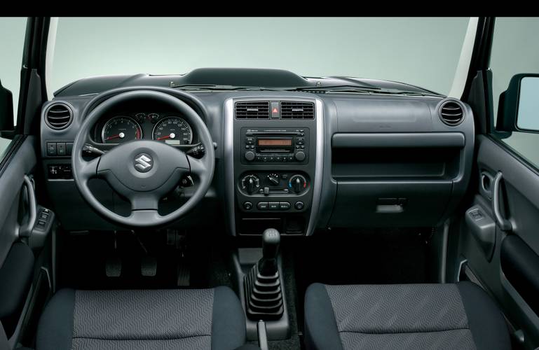 Suzuki Jimny JB facelift 2014 interior