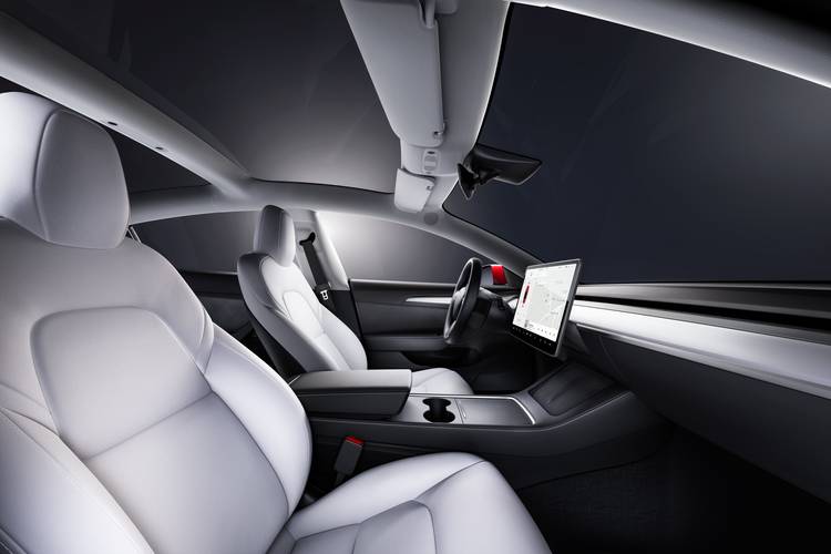 Tesla Model 3 2020 asientos delanteros