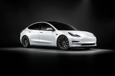 Tesla Model 3  2020