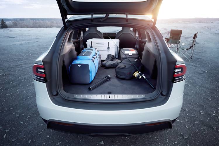 Tesla model X 2021 sièges arrière rabattus