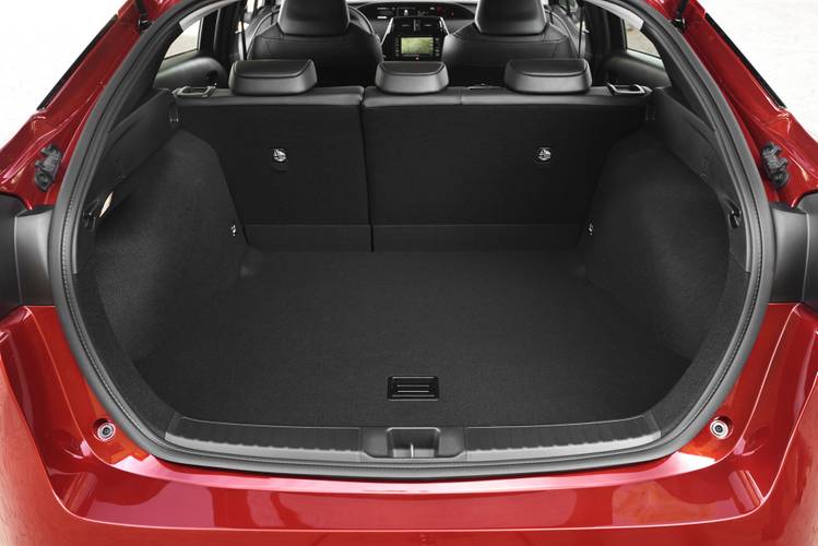 Toyota Prius XW50 2015 front seats