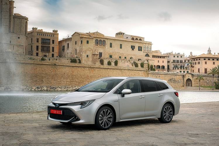 Toyota Corolla Touring Sports E210 2019 familiar