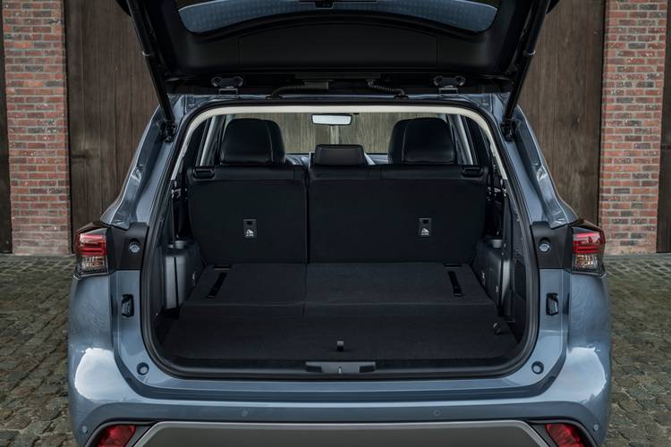 Toyota Highlander XU70 2021 rear folding seats