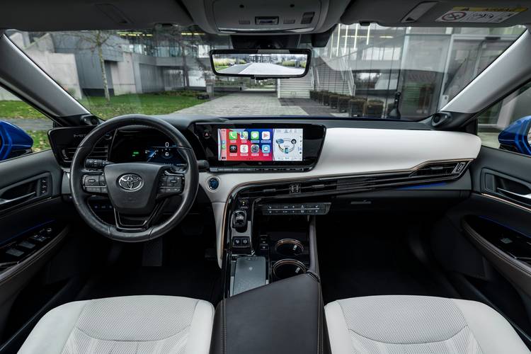 Toyota Mirai JPD20 2021 interior