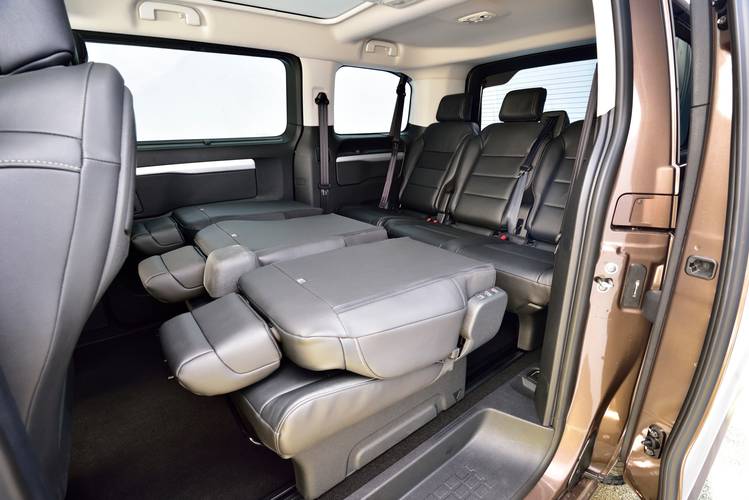 Toyota ProAce Verso 2020 sklopená zadní sedadla
