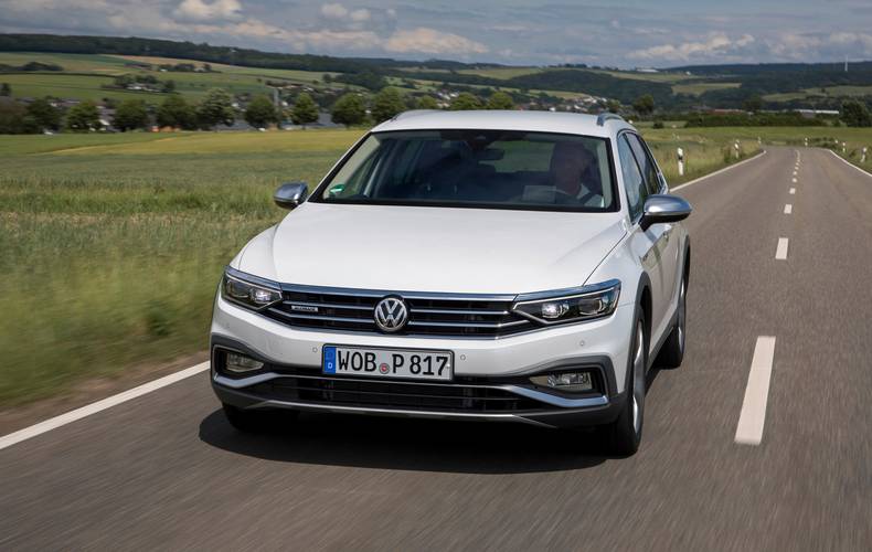 Volkswagen VW Passat Variant Alltrack B8 facelift 2020 kombi