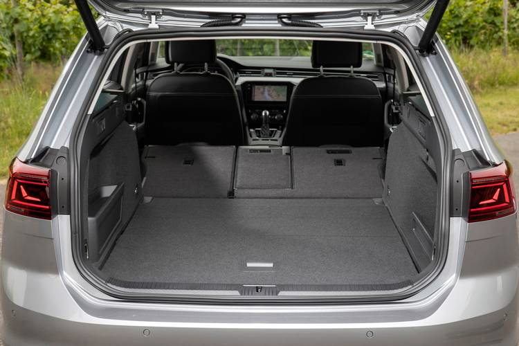 Volkswagen VW Passat Variant B8 facelift 2019 bagageruimte tot aan voorstoelen