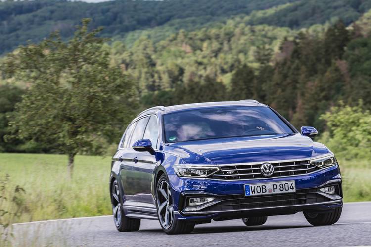 Volkswagen VW Passat Variant B8 facelift 2021 station wagon