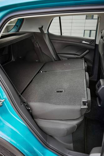 Volkswagen VW T-Cross C11 2018 plegados los asientos traseros