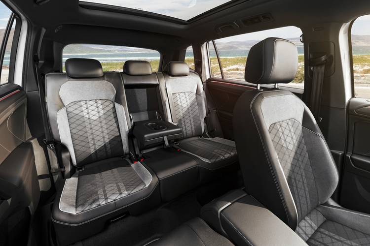 Banquette arrière de la Volkswagen VW Tiguan Allspace ADBW facelift 2020