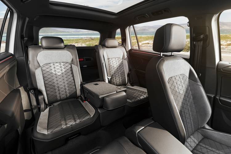 Banquette arrière de la Volkswagen VW Tiguan Allspace ADBW facelift 2021