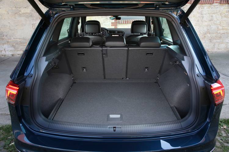 Volkswagen VW Tiguan ADBW facelift 2020 bagażnik