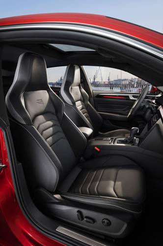 Volkswagen VW Arteon 3H7 facelift 2021 front seats