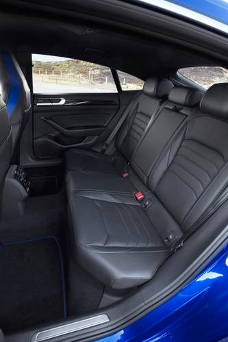 Volkswagen VW Arteon 3H7 facelift 2022 rear seats