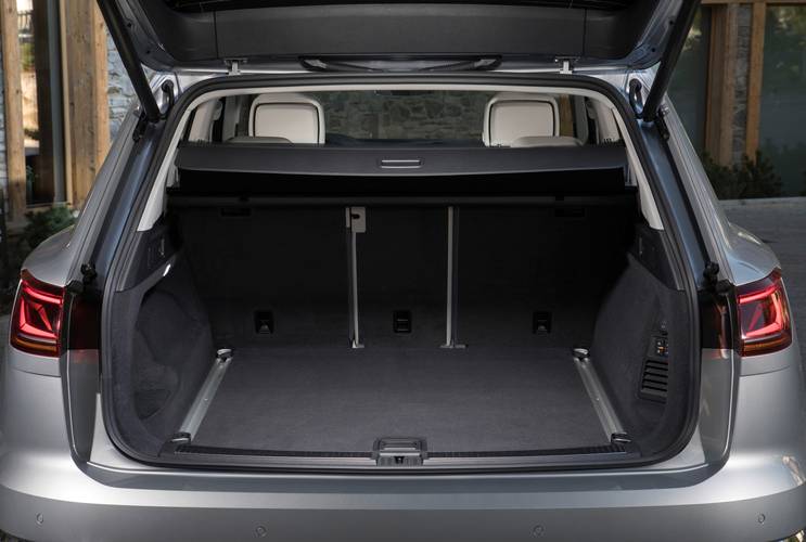 Volkswagen VW Touareg CR 2018 bagageira