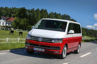 Volkswagen Multivan T6 2015