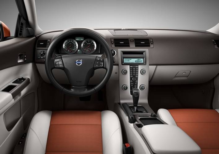 Interno di una Volvo C30 facelift 2010