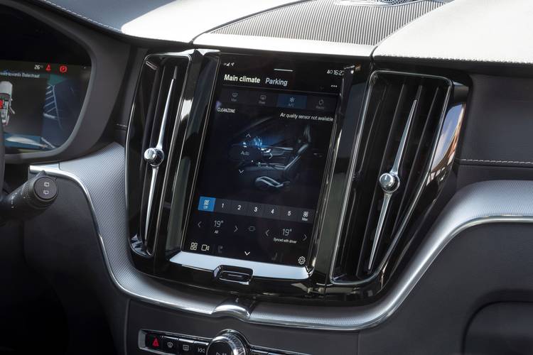 Volvo XC60 facelift 2021 Infotainment