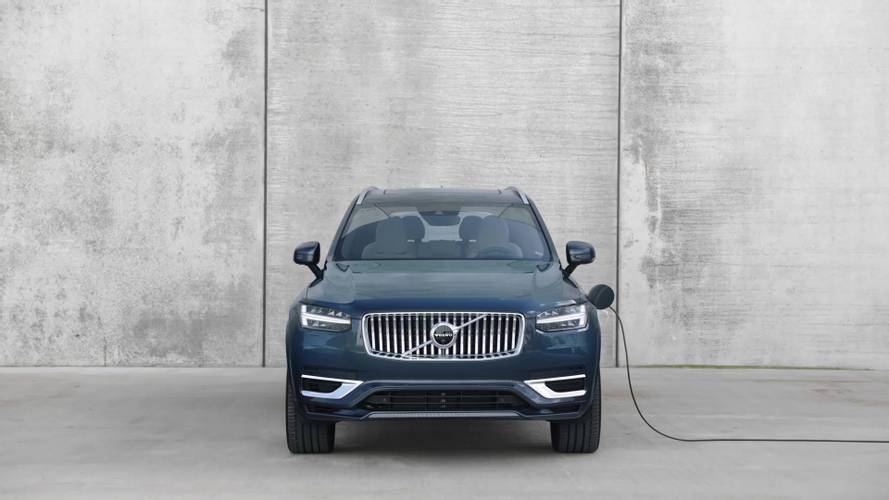 Volvo XC90 T8 Recharge AWD facelift 2020 charging