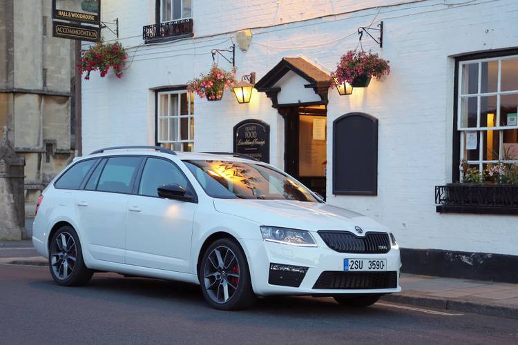 Škoda Octavia E5 RS 2014 familiar