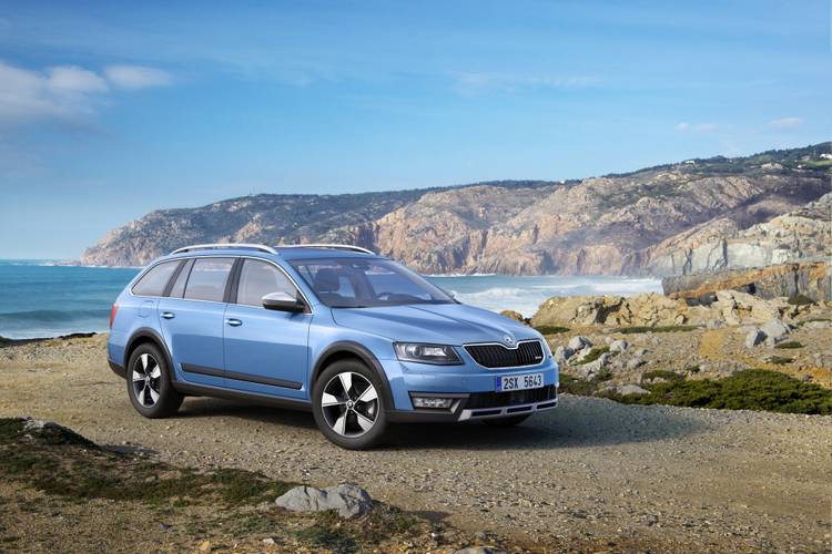 Škoda Octavia E5 Scout 2014 familiar