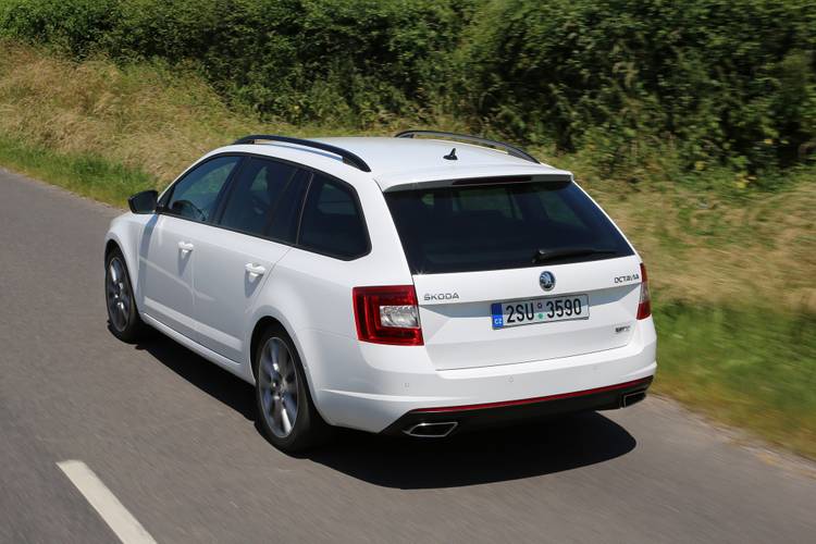 Škoda Octavia E5 RS 2014 wagon