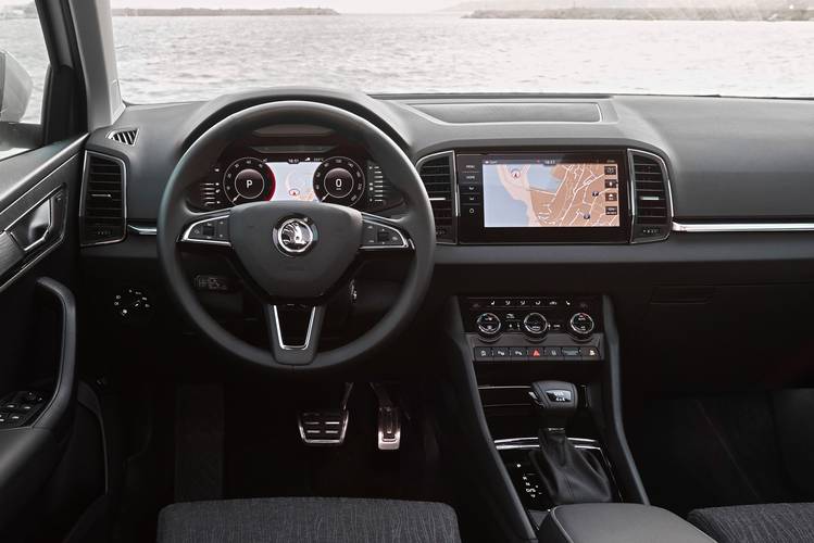 Škoda Karoq NU7 2017 interior