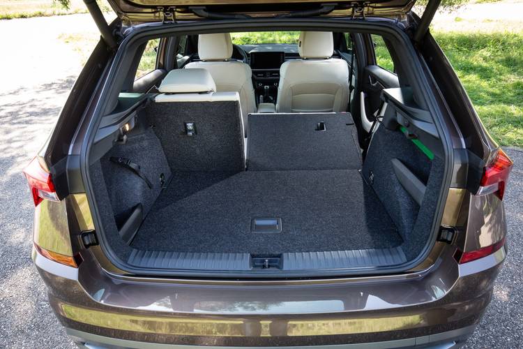 Škoda Kamiq NW4 2020 rear folding seats