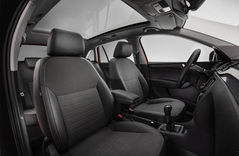 Škoda Rapid Sportback NH3 facelift 2018 vorn sitzt