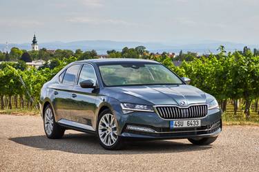 Škoda Superb B8 3V3 B8 3V5 2019