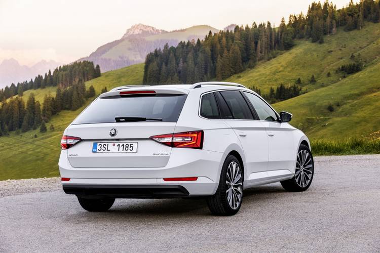 Škoda Superb B8 3V5 2015 wagon