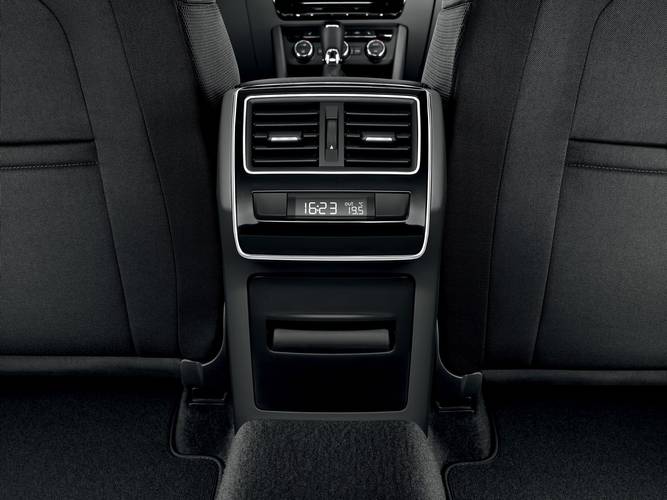 Škoda Superb B8 3V3 2018 interieur