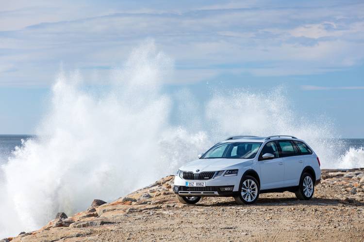 Škoda Octavia Scout E5 facelift 2017 familiar